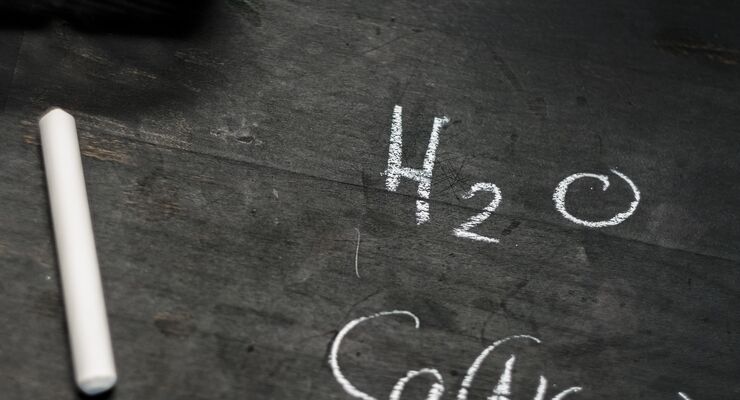 Outbreak er et naturvidenskabeligt talentforløb om fremtidens antibiotika / Braniac – hjernens forunderlige funktioner ...