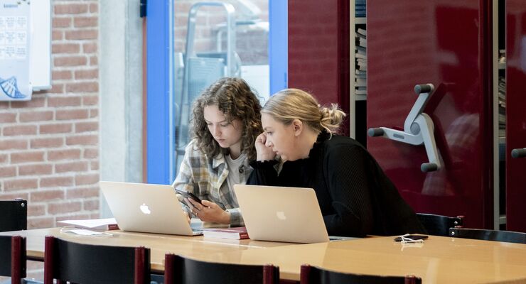 På Lemvig Gymnasium tilbyder vi et brobygningsforløb, som giver dig en god og realistisk introduktion til STX...