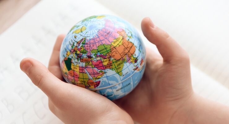 Outbreak er et naturvidenskabeligt talentforløb om fremtidens antibiotika / Braniac – hjernens forunderlige funktioner ...